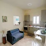 Sea Side Serenity 5 * הימארה