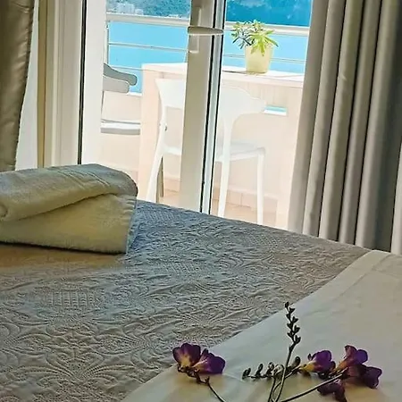 Sea Side Serenity 5 * Himara
