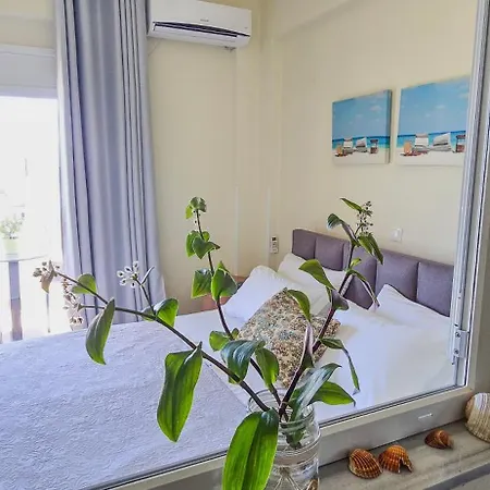 Sea Side Serenity 5