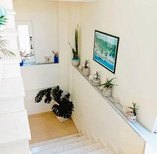 Sea Side Serenity 5 Apartment