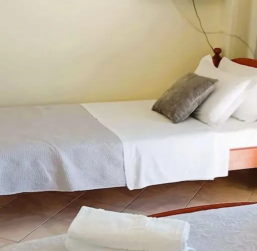 Apartment Sea Side Serenity 5 *